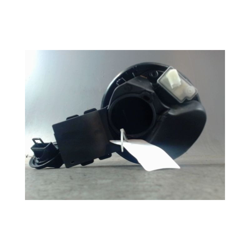 VOLET DE TRAPPE CARBURANT RENAULT CLIO