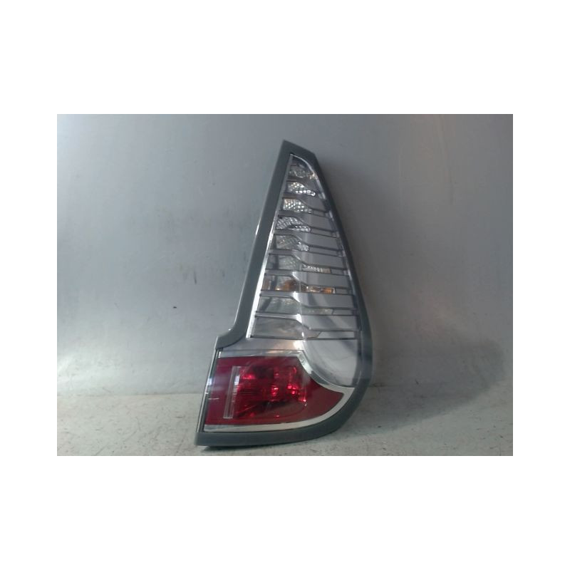 FEU ARRIERE DROIT RENAULT SCENIC III 2009-