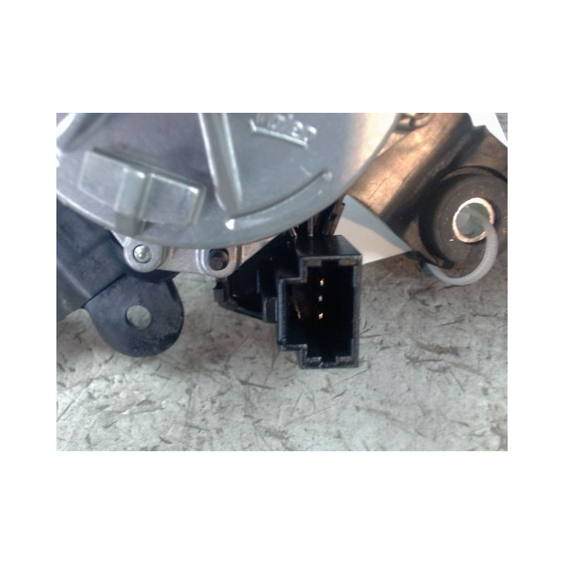 MOTEUR ESSUIE-GLACE ARRIERE DACIA SANDERO 2008-