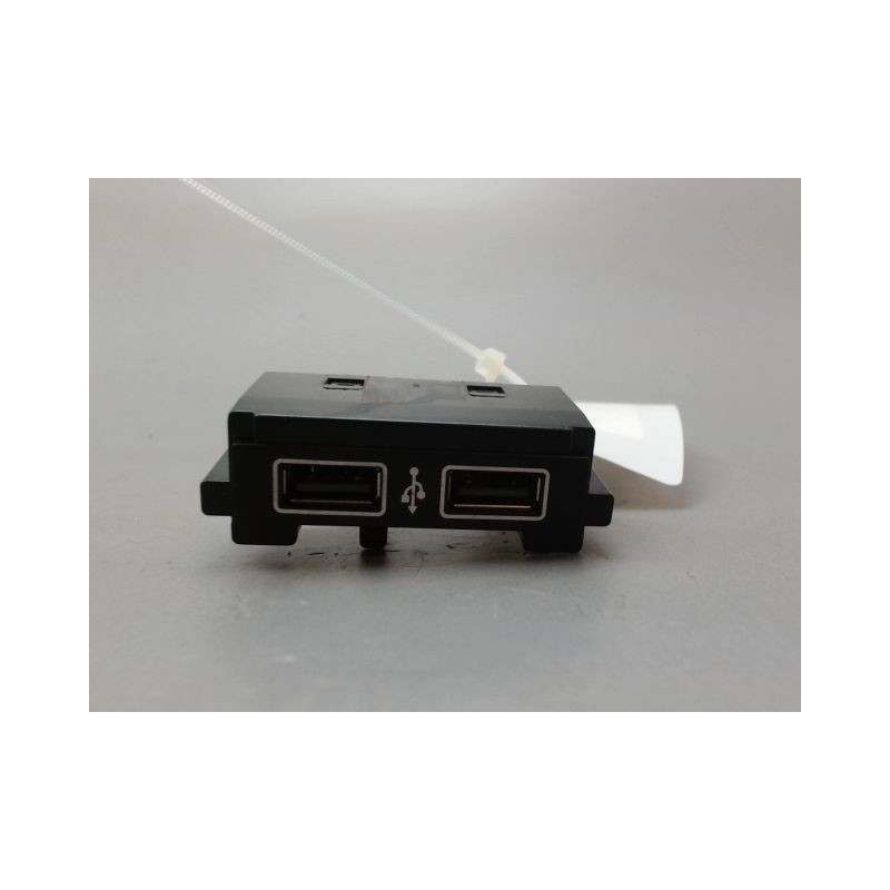 PORT USB/AUX VOLKSWAGEN T-ROC