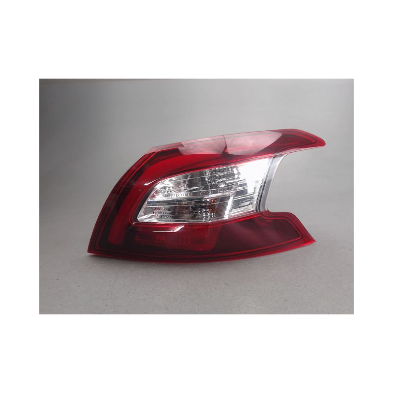 FEU ARRIERE DROIT PEUGEOT 308