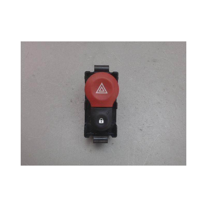 BOUTON DE WARNING RENAULT KANGOO