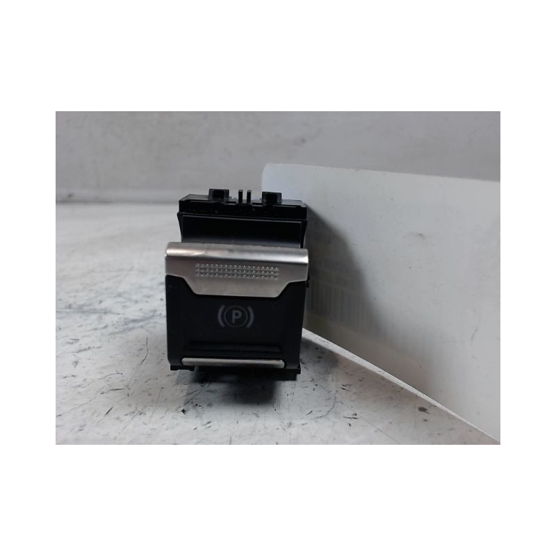INTERIEUR COMMANDE FREIN A MAIN PEUGEOT 5008 2009-