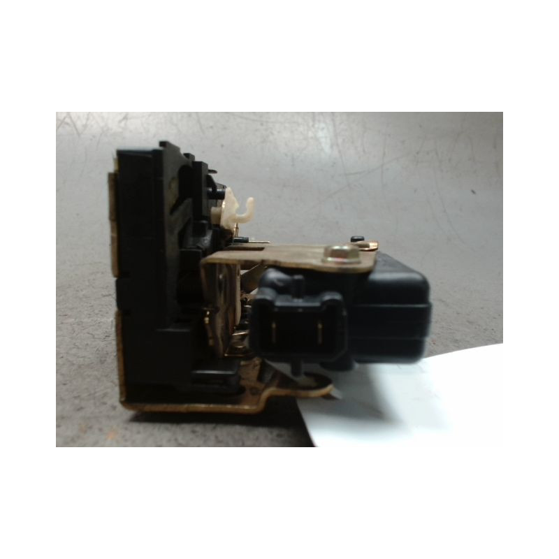 SYSTEME CONDAMNATION ARRIERE DROIT RENAULT SCENIC PH1 96-99