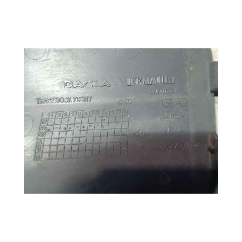 OBTURATEUR COUVRE CROCHET DE BOUCLIER AV DACIA LOGAN MCV 2007-