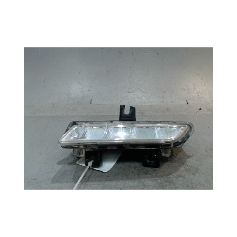 FEUX POSITION GAUCHE RENAULT CLIO