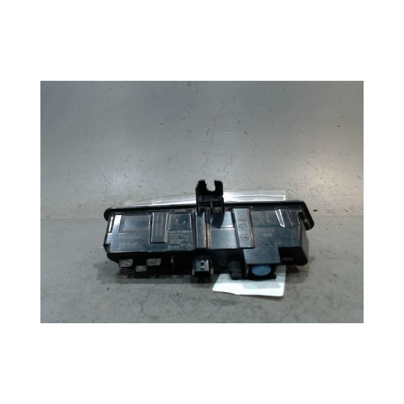 FEUX POSITION GAUCHE RENAULT CLIO