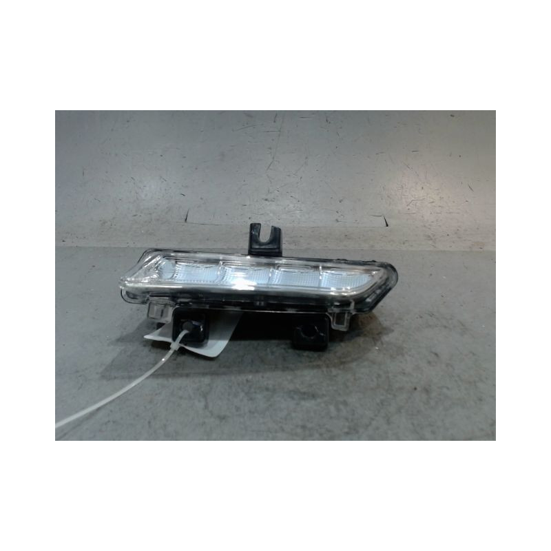 FEUX POSITION GAUCHE RENAULT CLIO