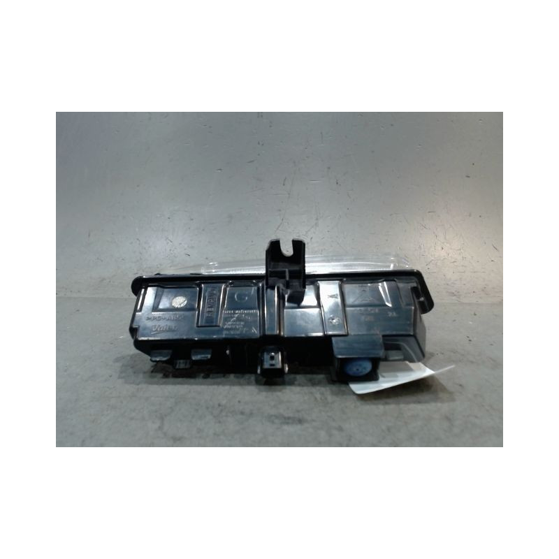 FEUX POSITION GAUCHE RENAULT CLIO