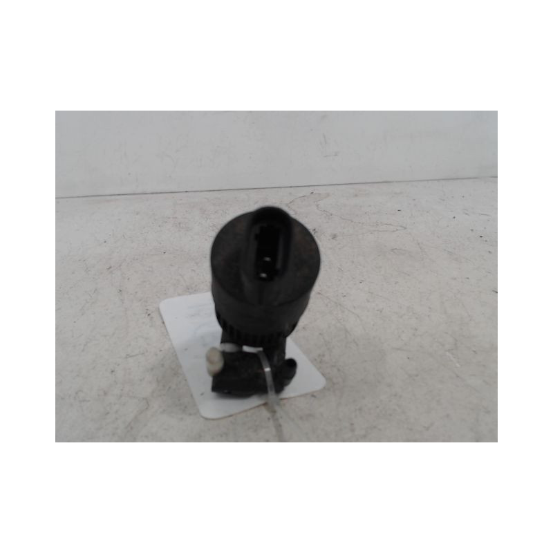 POMPE LAVE-GLACE AVANT RENAULT LAGUNA