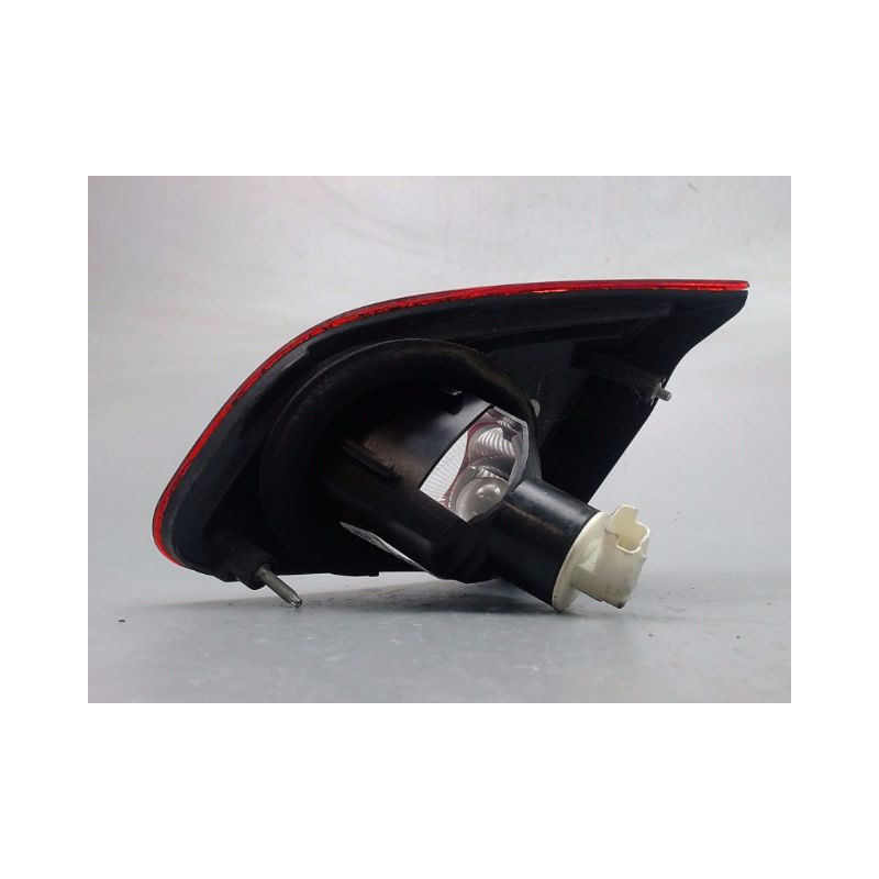 FEU ARRIERE INTERIEUR GAUCHE NISSAN QASHQAI +2 I Phase 2 LONG 2010-...