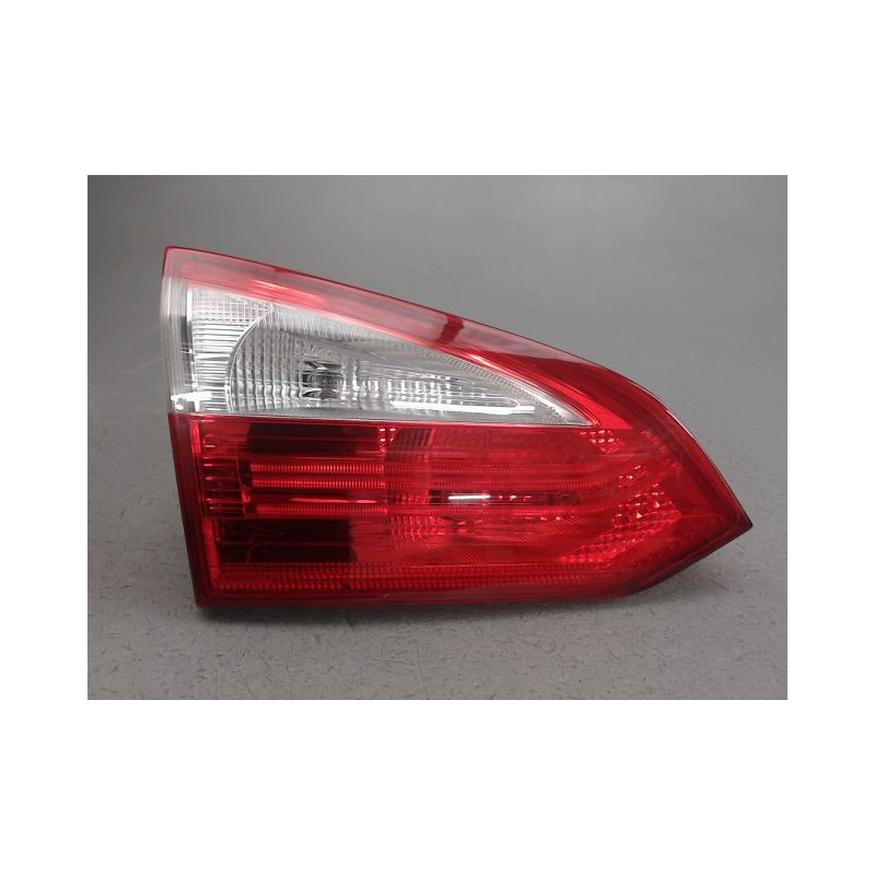 FEU ARRIERE INTERIEUR GAUCHE FORD FOCUS