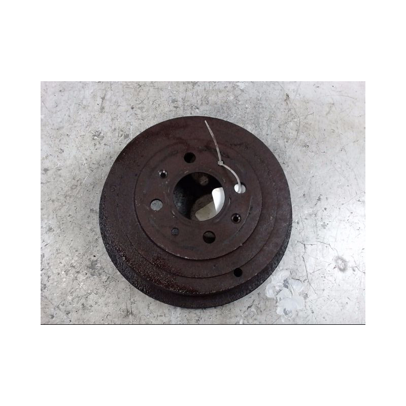 TAMBOUR ARRIERE GAUCHE FIAT GRANDE PUNTO 2005-