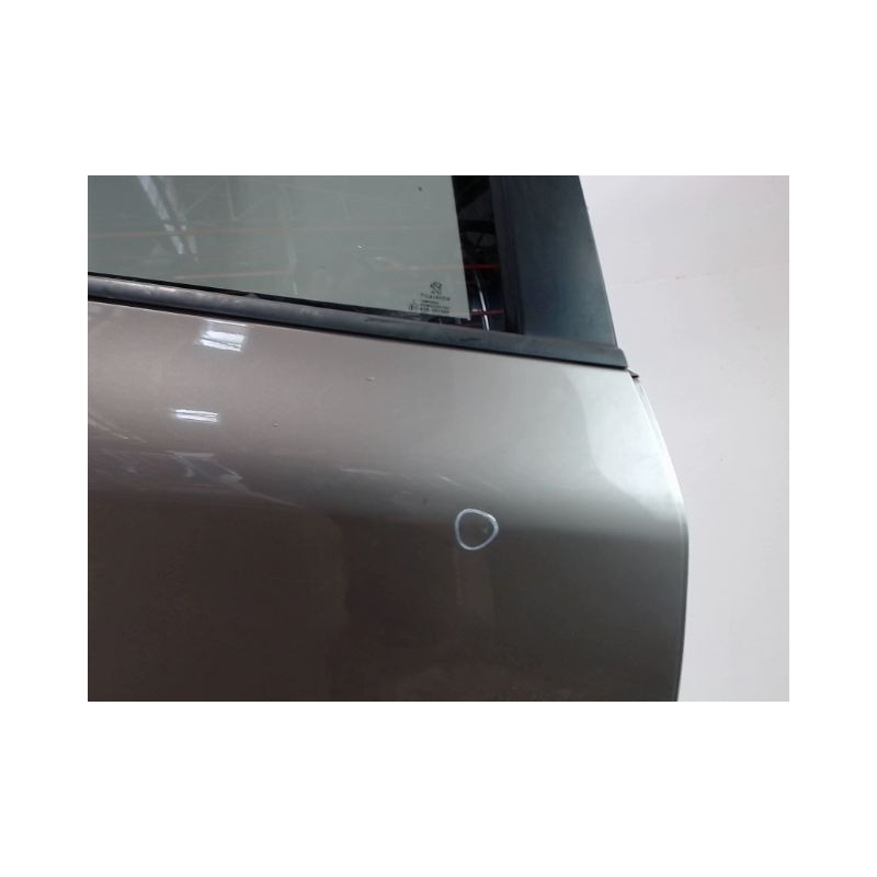 PORTE ARRIERE DROIT PEUGEOT 208
