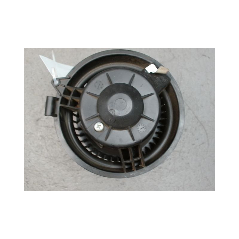 MOTEUR VENTILATEUR CHAUFFAGE NISSAN JUKE