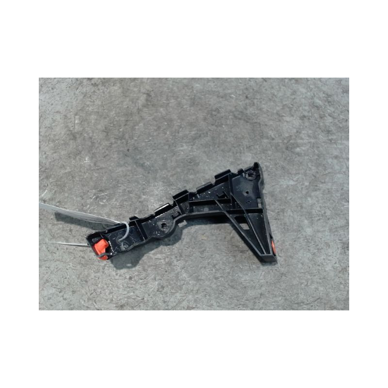 SUPPORT PARE-CHOC AVD OPEL ASTRA GTC 3P