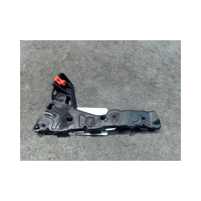 SUPPORT PARE-CHOC AVG OPEL ASTRA GTC 3P