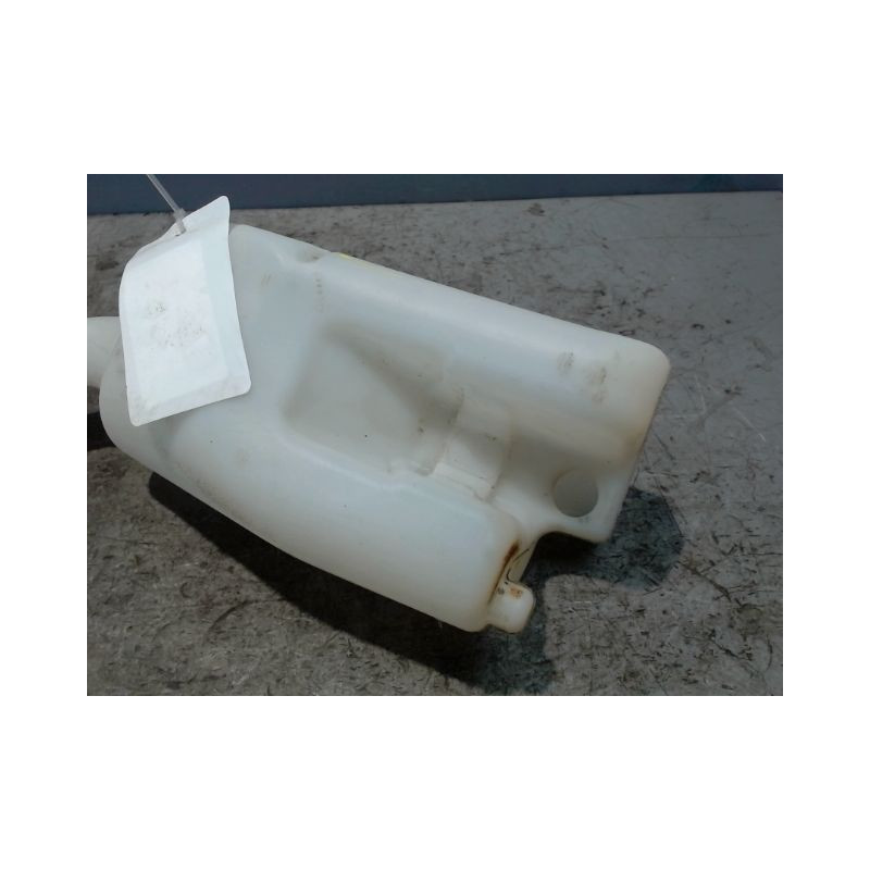 RESERVOIR LAVE-GLACE AVANT RENAULT TWINGO 2 2010-