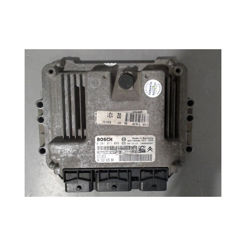 CALCULATEUR MOTEUR PEUGEOT 206