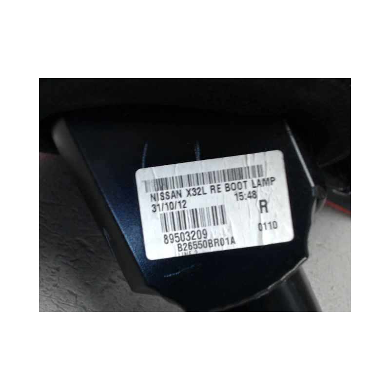 FEU ARRIERE INTERIEUR DROIT NISSAN QASHQAI
