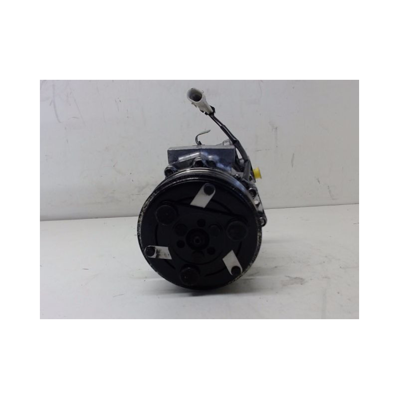 COMPRESSEUR AIR CONDITIONNE SUZUKI SWIFT