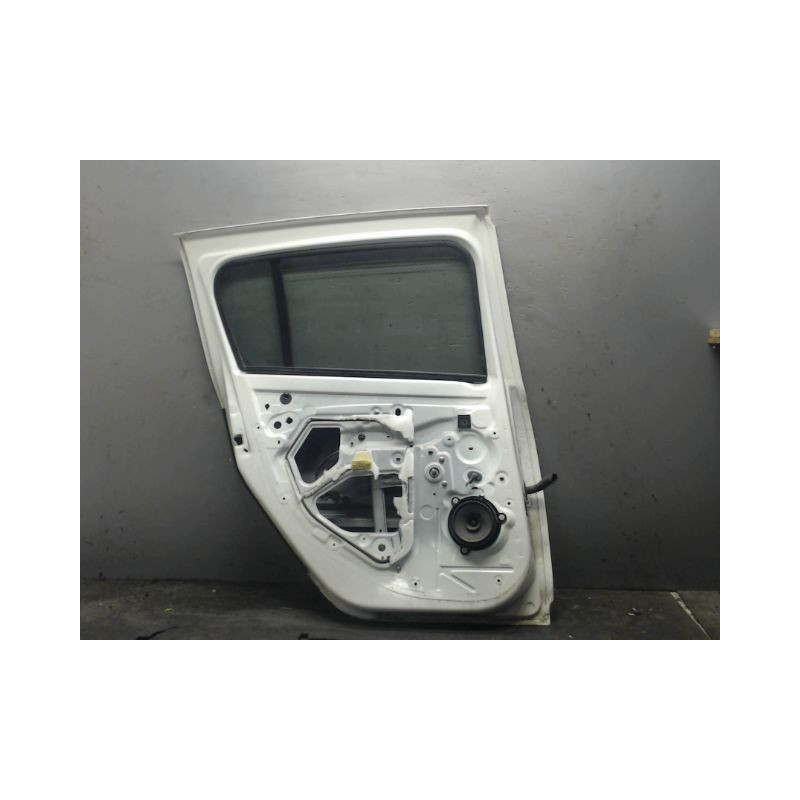 PORTE ARRIERE GAUCHE DACIA SANDERO