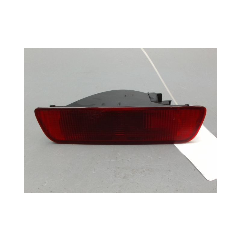 FEU BROUILLARD CENTRAL ARRIERE NISSAN QASHQAI +2 I Phase 2 LONG 2010-2014