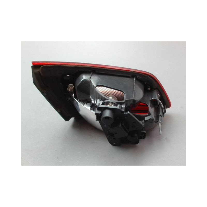 FEU ARRIERE INTERIEUR DROIT BMW SERIE 2