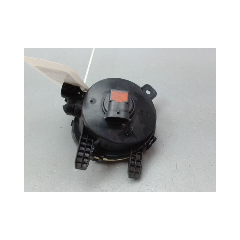 PHARE ANTIBROUILLARD AVANT DROIT BMW SERIE 2