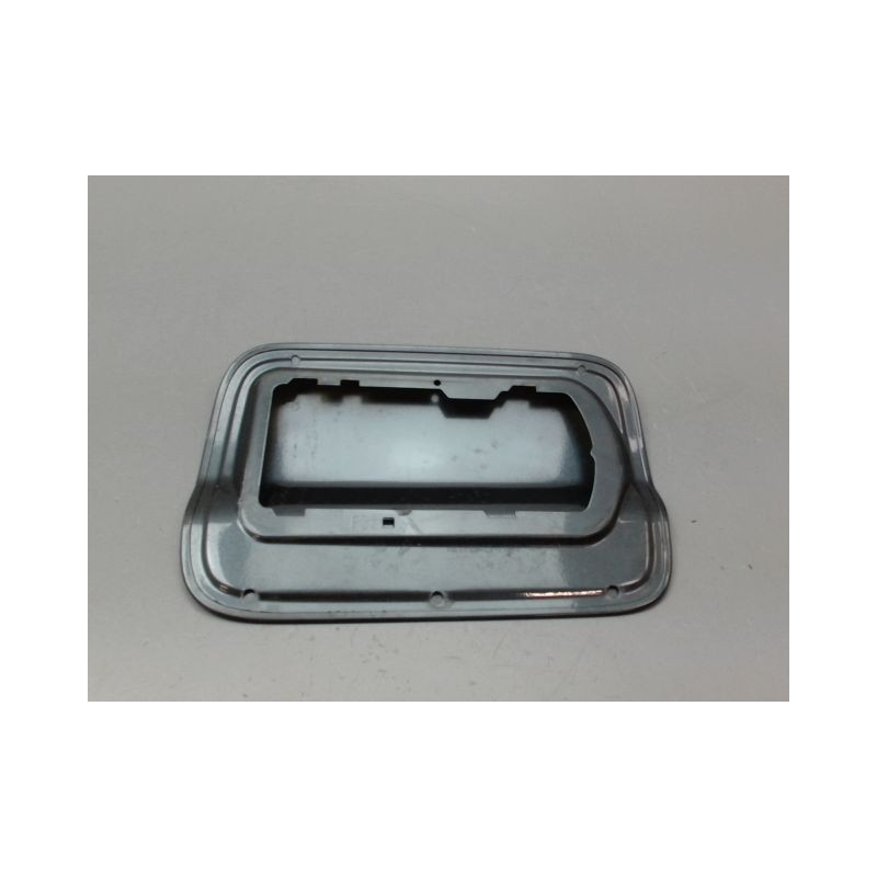 VOLET DE TRAPPE CARBURANT B.M.W. SERIE 4