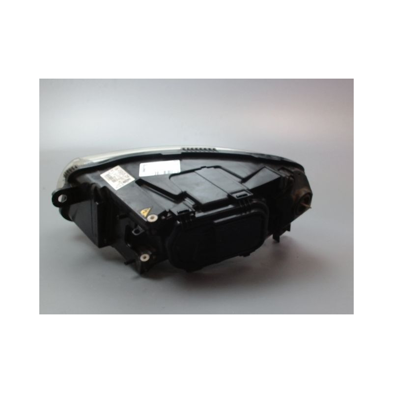 PHARE DROIT AUDI A6 2004-