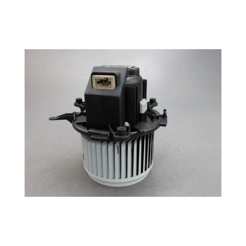 MOTEUR VENTILATEUR CHAUFFAGE CITROEN C4
