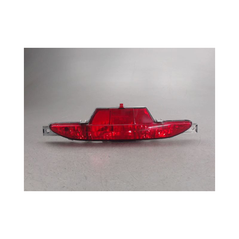 FEU BROUILLARD CENTRAL ARRIERE PEUGEOT 208
