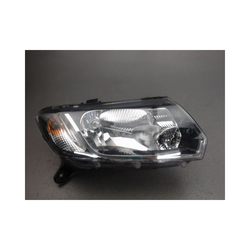 PHARE DROIT DACIA SANDERO