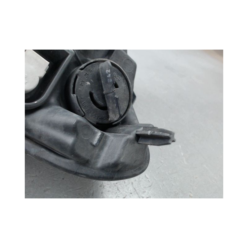 PHARE GAUCHE DACIA SANDERO