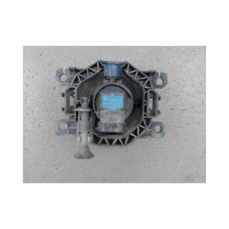 PHARE ANTIBROUILLARD AVANT GAUCHE DACIA SANDERO