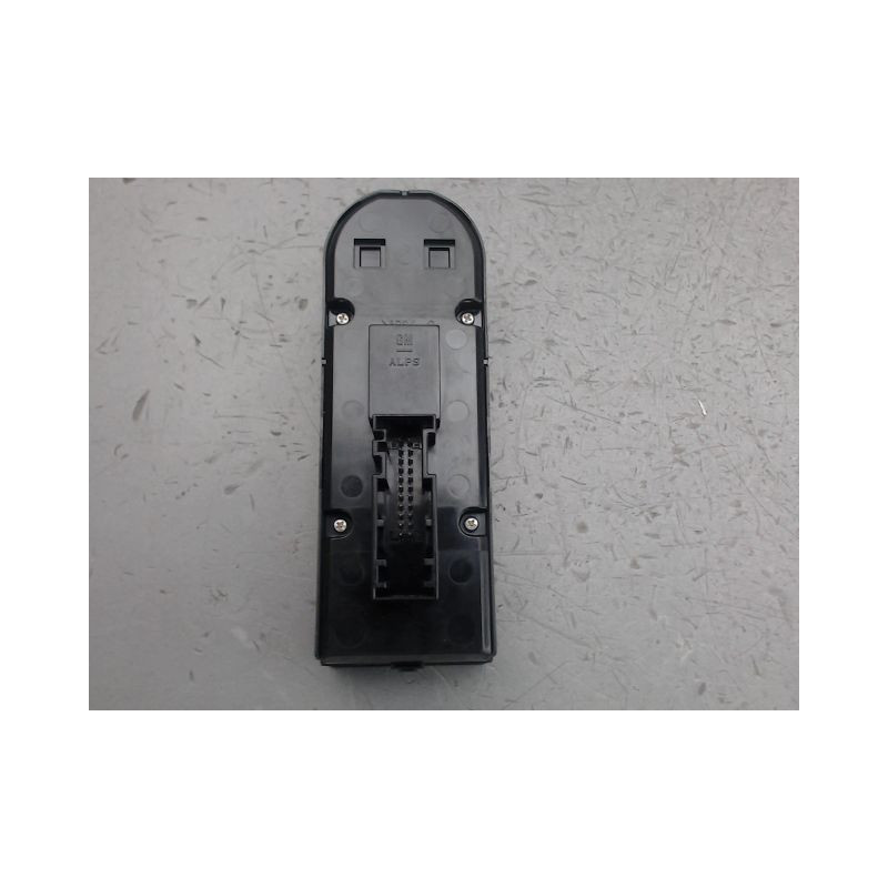 COMMANDE LEVE-GLACE PORTE AVG OPEL ASTRA