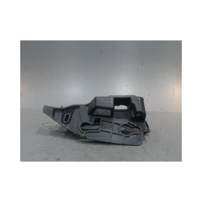 SUPPORT PARE-CHOC AVG PEUGEOT 308