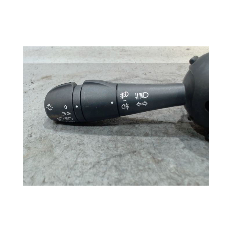 COMMANDE CLIGNOTANT RENAULT CLIO