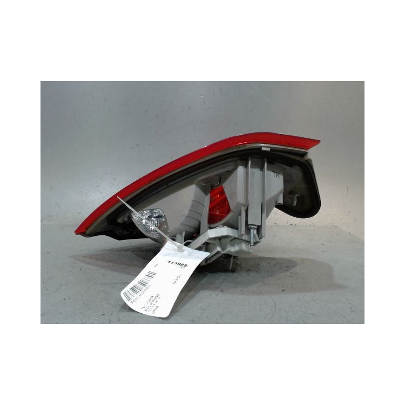 FEU ARRIERE INTERIEUR DROIT FORD MONDEO