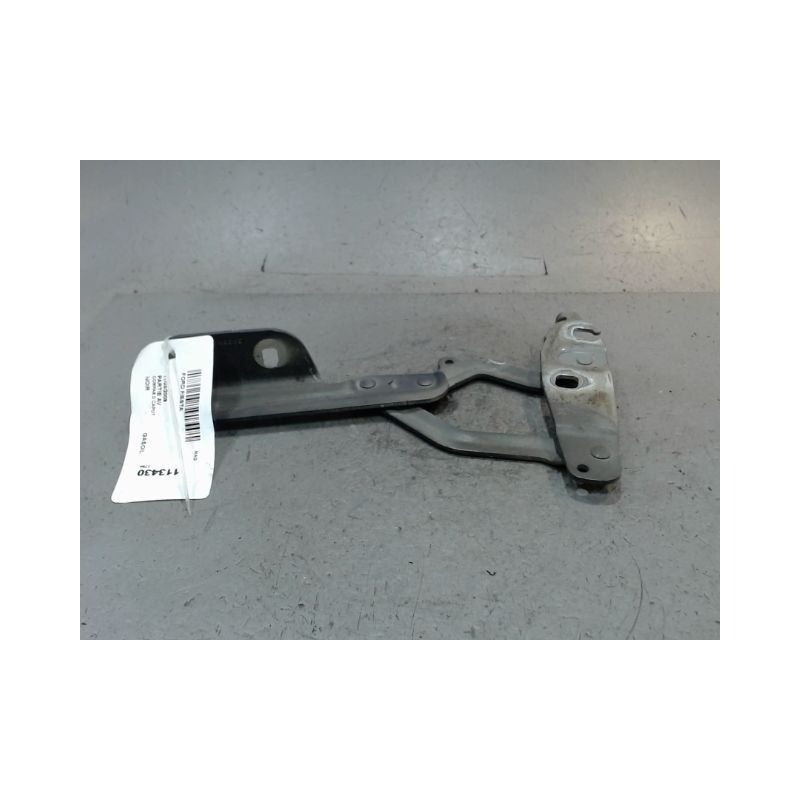 COMPAS DROIT CAPOT FORD FIESTA