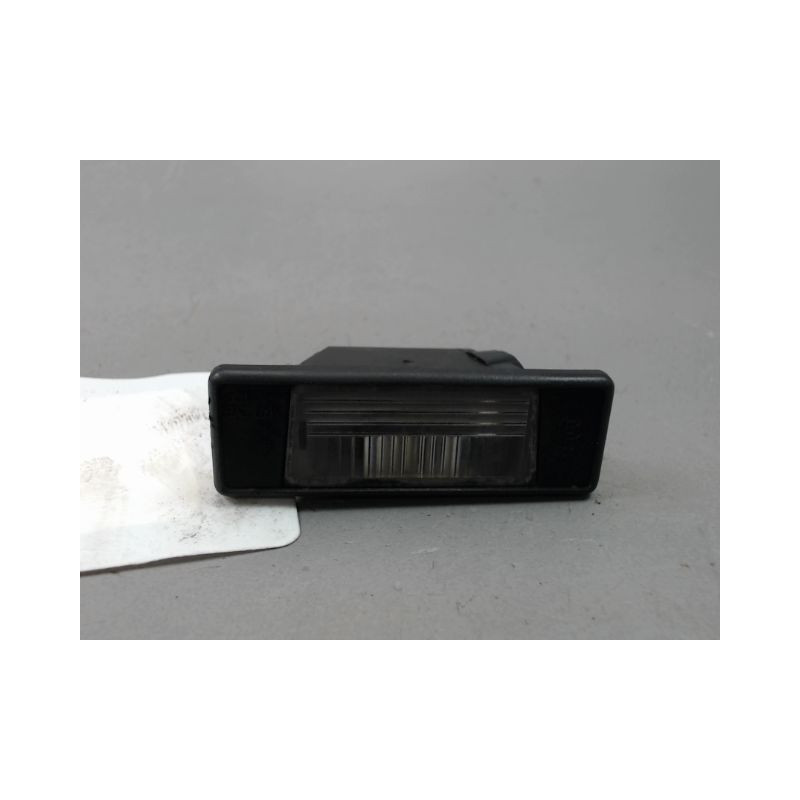 ECLAIREUR PLAQUE DE POLICE GAUCHE NISSAN JUKE Phase 1 2010-...