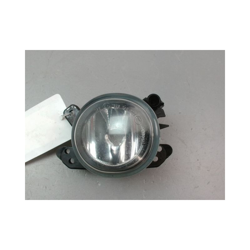 PHARE ANTIBROUILLARD AVANT DROIT MERCEDES CLASSE C BERL. III Phase 1 (204) 2007-2010