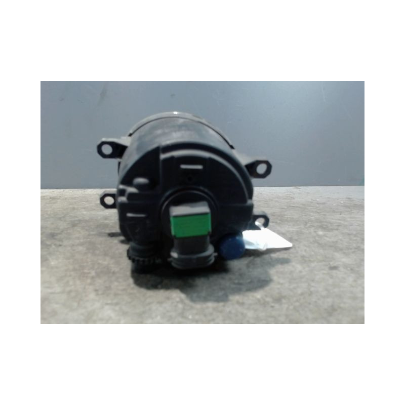 PHARE ANTIBROUILLARD AVANT DROIT TOYOTA VERSO 2010-
