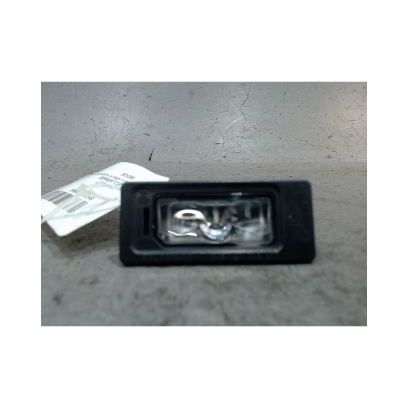 ECLAIREUR PLAQUE DE POLICE DROIT SKODA FABIA