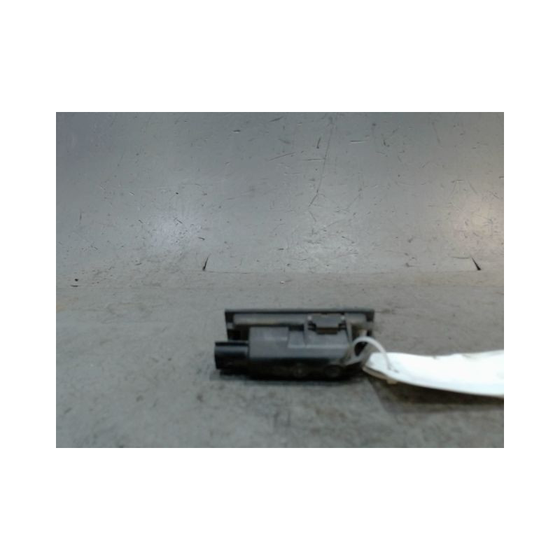 ECLAIREUR PLAQUE DE POLICE DROIT RENAULT MEGANE ESTATE 1.5 DCI