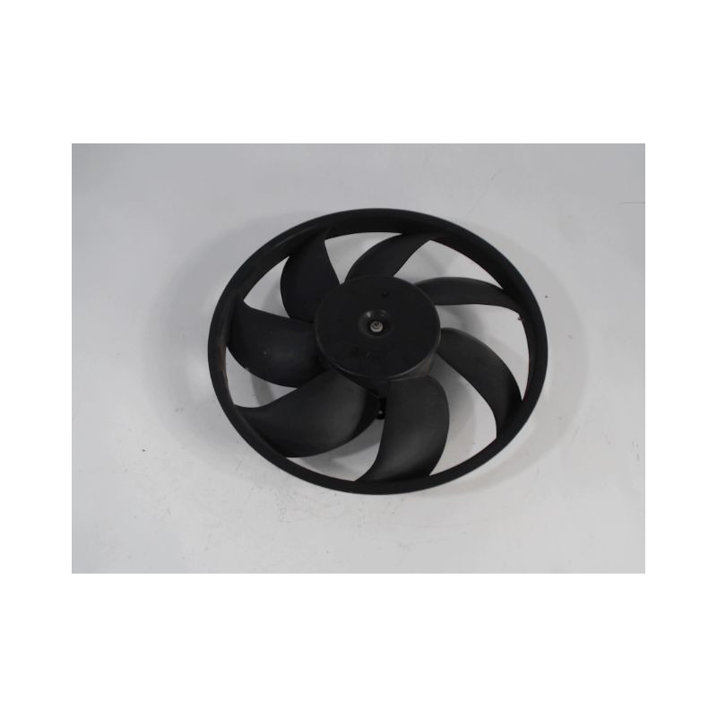 MOTEUR VENTILATEUR RADIATEUR FORD FIESTA 2010-