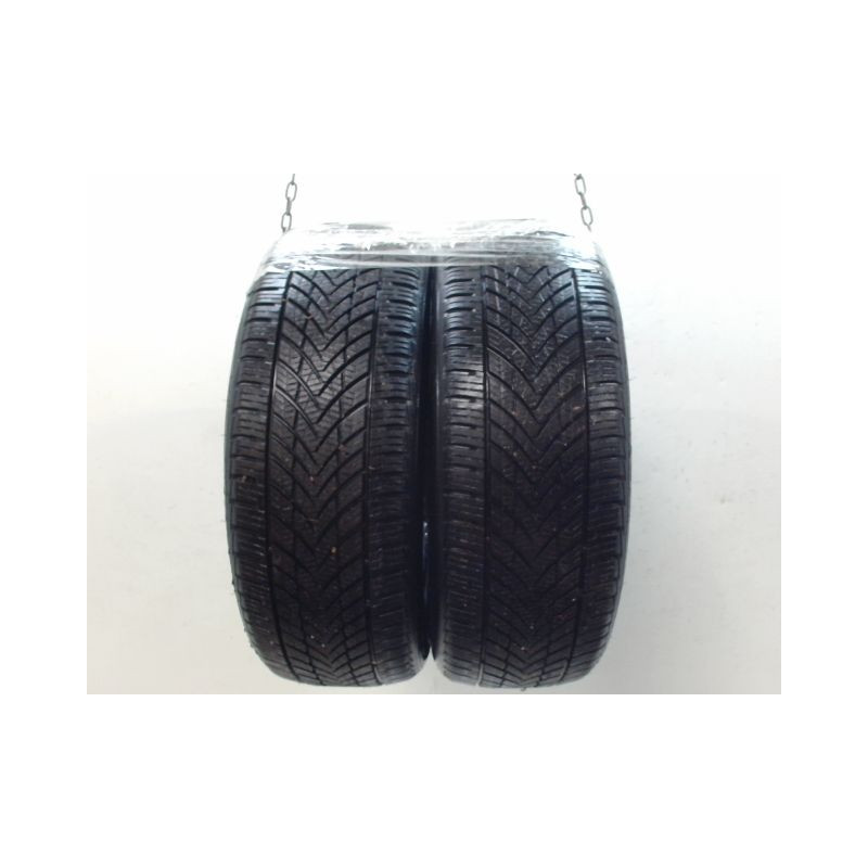 Paire de pneus TRACMAX ALL SEASON TRAC SAVER X PRIVILO 215 55 17 98 W