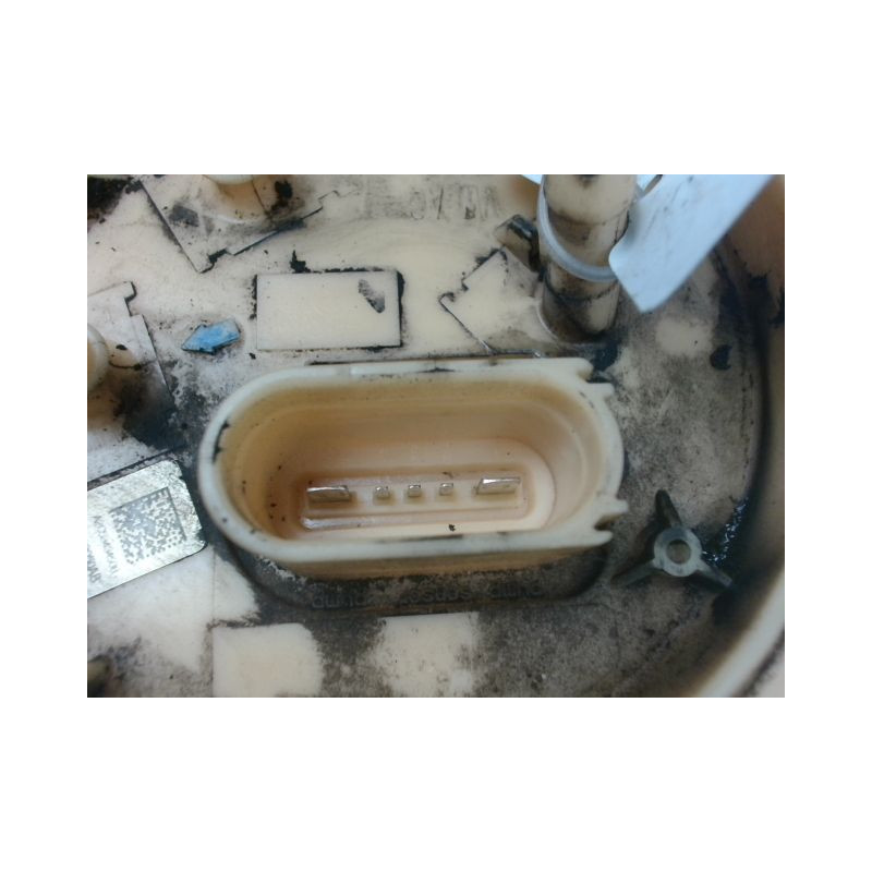 POMPE CARBURANT IMMERGEE VOLKSWAGEN GOLF VI 2008-