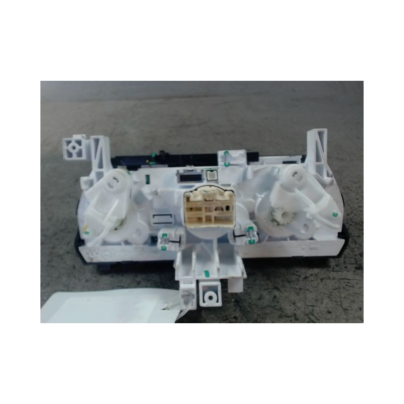 COMMANDE DE CHAUFFAGE DACIA SANDERO 2008-